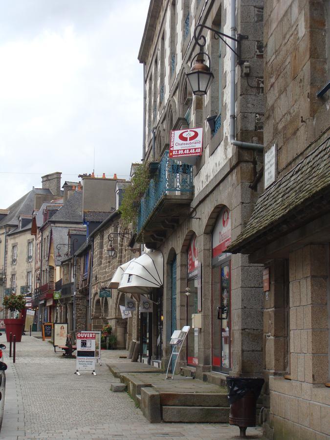 Chambres D'Hotes Le Petit Angle Saint-Broladre Zewnętrze zdjęcie